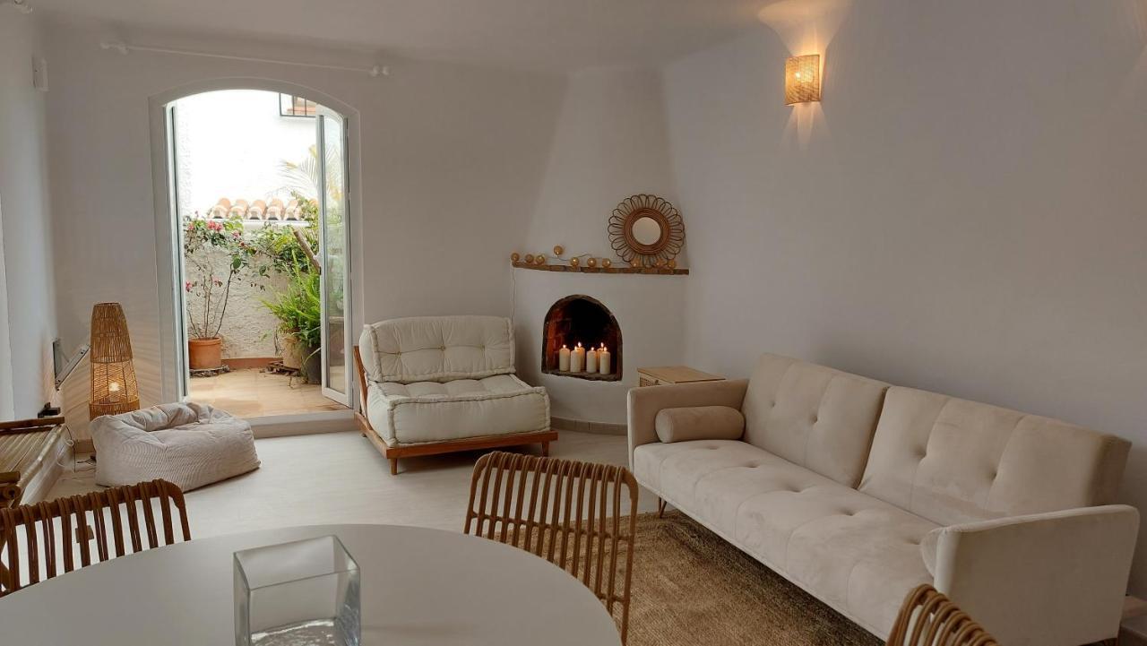 New Boho Home With Balcony, Private Garden And Communal Pool Nerja Bagian luar foto