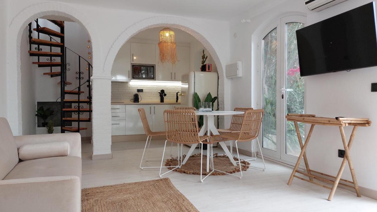 New Boho Home With Balcony, Private Garden And Communal Pool Nerja Bagian luar foto