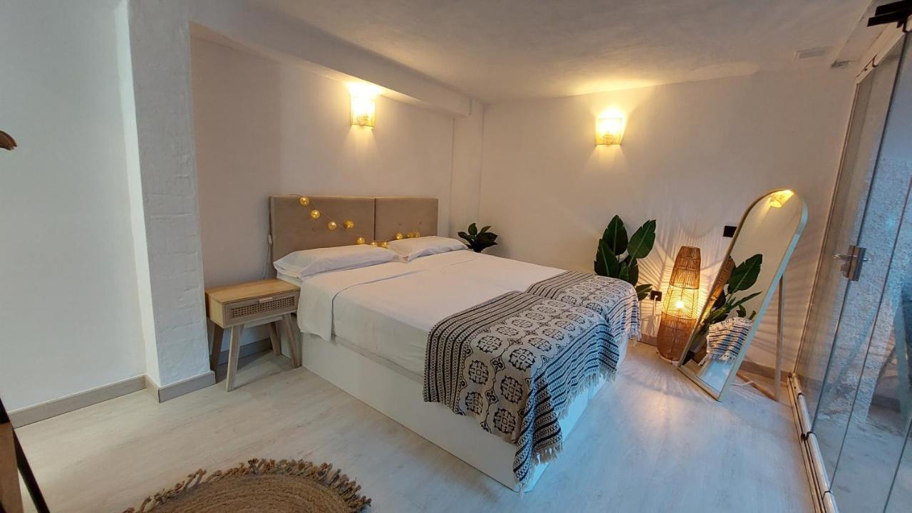 New Boho Home With Balcony, Private Garden And Communal Pool Nerja Bagian luar foto